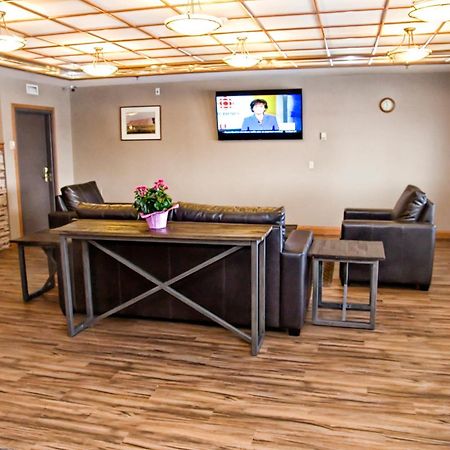 Lakeview Inns & Suites - แบรนดอน ห้อง รูปภาพ