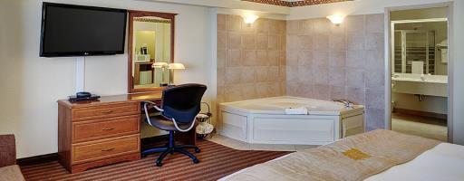 Lakeview Inns & Suites - แบรนดอน ภายนอก รูปภาพ